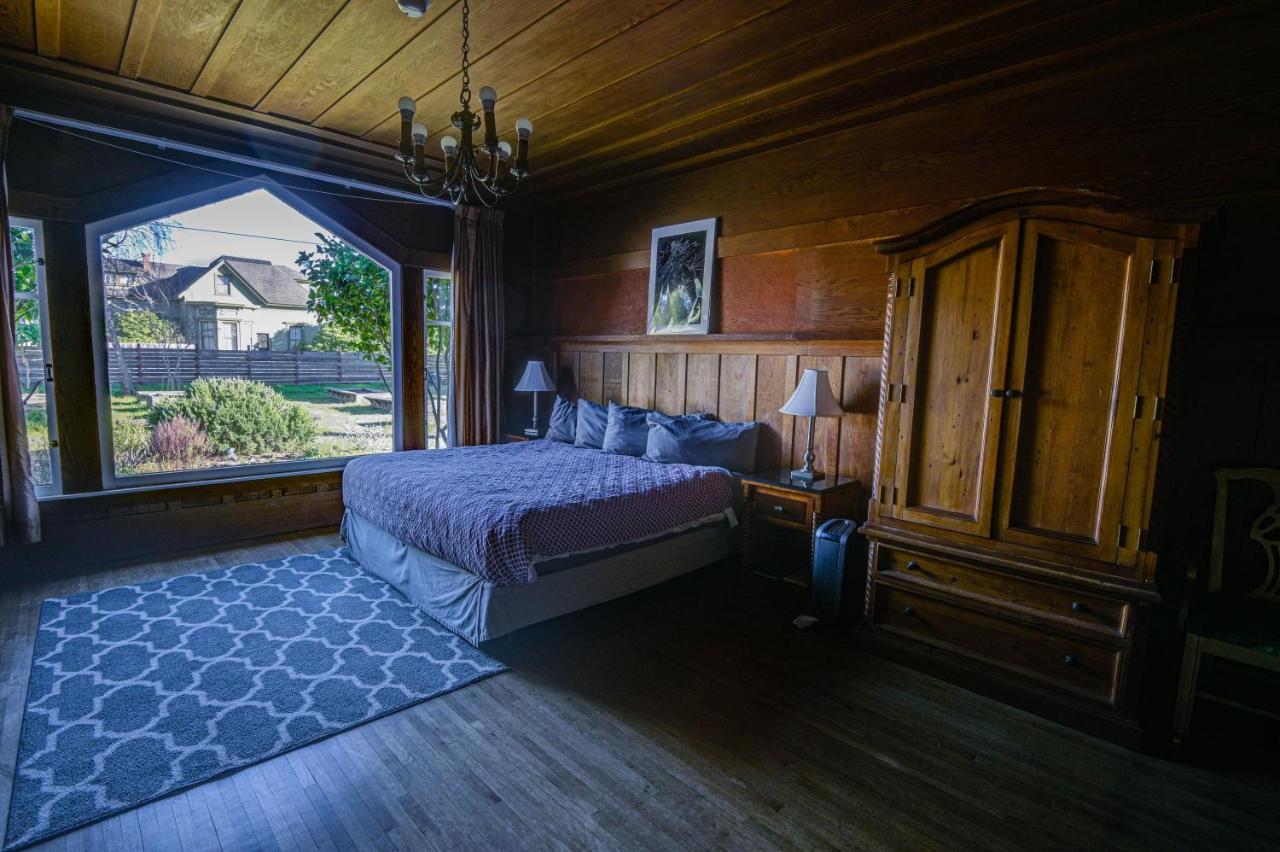 The Captains Quarters Fort Bragg Exterior foto